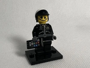 LEGO, THE LEGO Movie Series-1 Minifigures (71004) Scribble Face Bad Cop - Picture 1 of 2