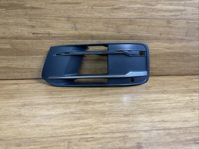 OEM 2017-2019 Audi Q7 4M Front Left Bumper Mounted Fog Light Grille *NOTE - Image 1 of 4