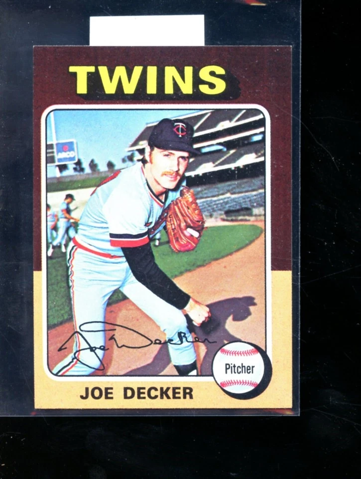 1975 TOPPS MINI #102 JOE DECKER TWINS NM/MT E024167 - Image 1 of 1