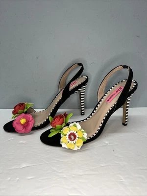 Betsey Johnson Heels With Floral Accent/Black And White Striped Heel Size 8 VGC - Image 1 of 4