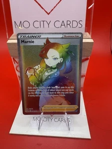 Pokemon Entrenador Marnie 208/202 Espada y Escudo Arco Iris Secreto Raro - Imagen 1 de 2