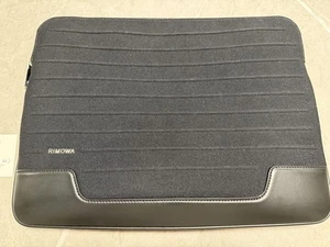 Bolsa plana Rimowa negra - Imagen 1 de 11