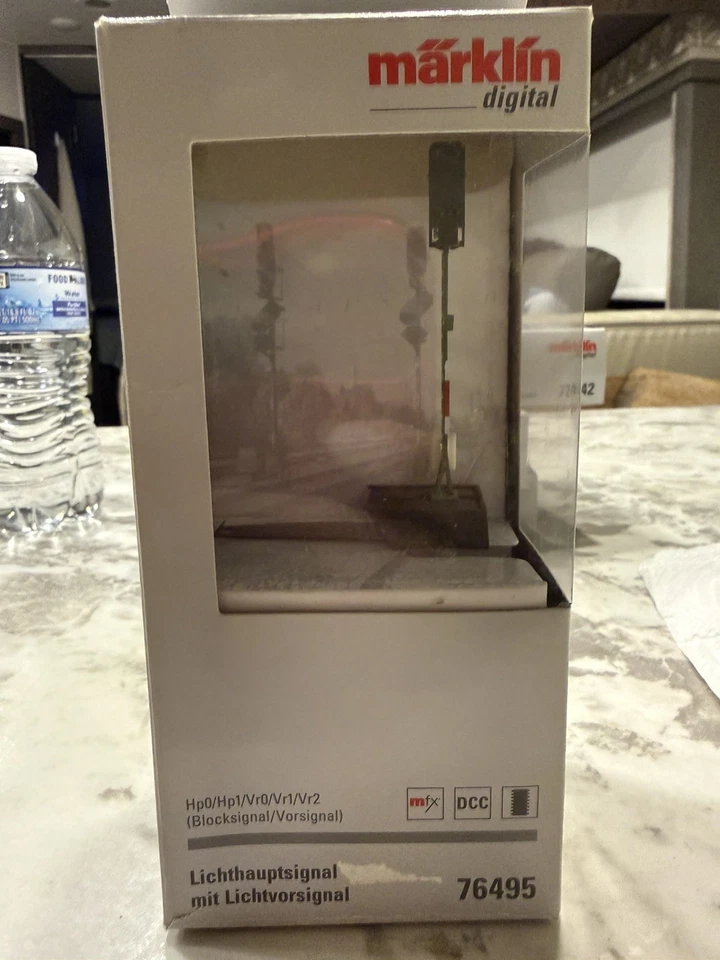 Bloque de luz color Marklin 76495 HO con señal distante Foto 1 de 1