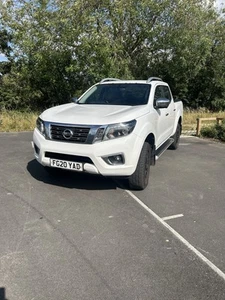 Nisan Navara Tekna D2 31 2.3 TDCI - Picture 1 of 17