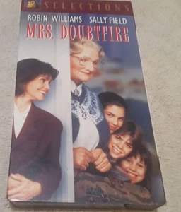 Mrs. Doubtfire (VHS, 1996) ROBIN WILLIAMS/SALLY FIELD COMEDY - Picture 1 of 3