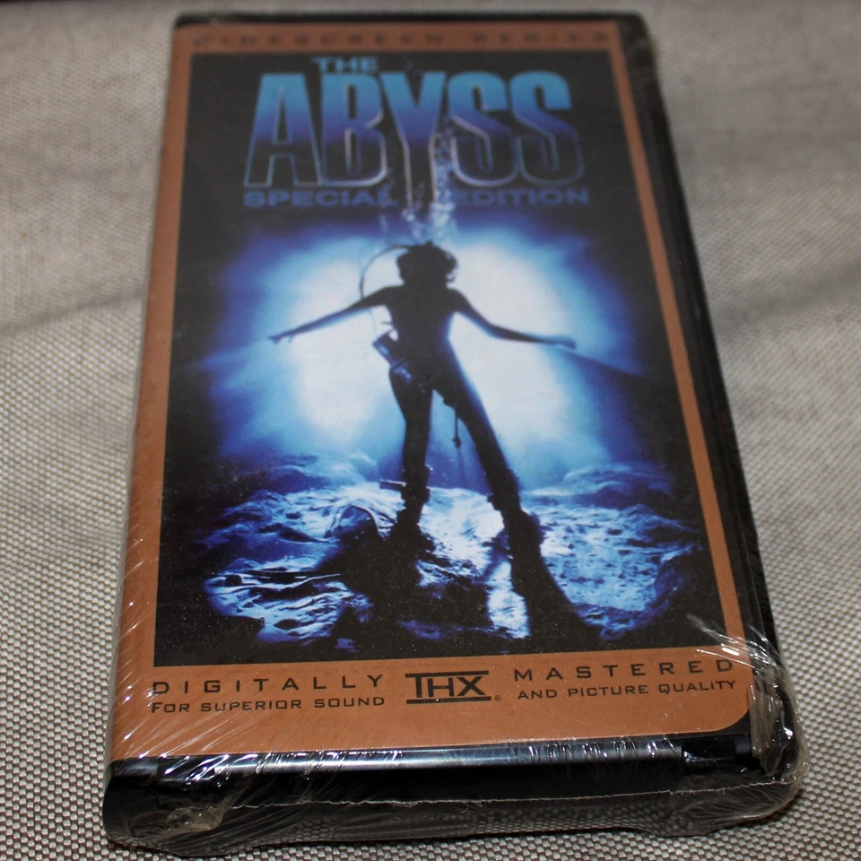 The Abyss Widescreen Series VHS VCR Video Tape Movie Ed Harris L3427