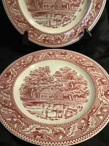 Memory Lane Royal China Lot of Two Red Dinner 10" Plates - Picture 1 of 4