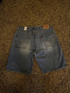 Levi's 569 Herrenshorts Baumwolle oberhalb des Knies Gr. 34 - Bild 1 von 2