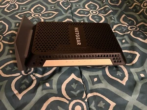 Modem kablowy Netgear CM1000v2 Nighthawk DOCSIS 3.1, BEZ KABLA ZASILAJĄCEGO - Zdjęcie 1 z 3
