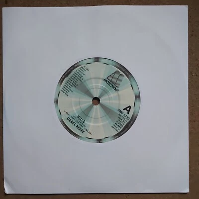 LIONEL RICHIE - HELLO 7" VINYL SINGLE  - Image 1 of 2