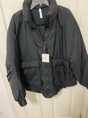 Abrigo Fabletics Para Mujer XL Negro Puffer Relajado Invierno Cálido NUEVO $109 Foto 1 de 2