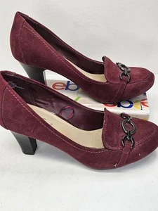 Women's Madeline Stuart Maroon Heeled Suede Pumps Size 7.5 M - Preowned - Picture 1 of 7