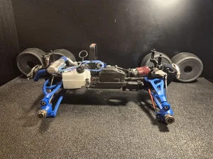 TRAXXAS REVO 3.3 VANTAGE CARBON FIBER CUSTOM BUILD NITRO RPM INTEGY PROLINE - Picture 1 of 12