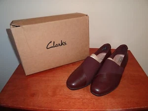 Clarks Collection Leather Slip-On Shoes Juliet Gem Burgundy Leather Sz 9.5M Box - Picture 1 of 8