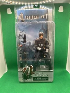 Genuine Resident Evil 4 Leon S Kennedy R.P.D Figure Neca Player Select Capcom UK - Picture 1 of 10
