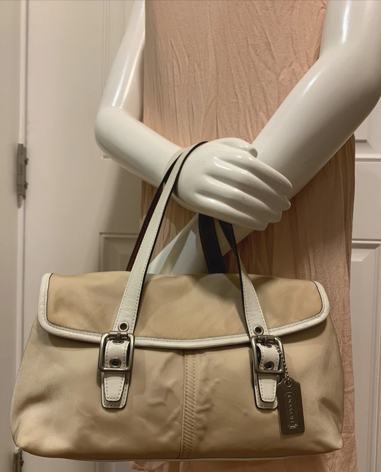 Autêntica Bolsa Satchel Vintage Coach Nylon Cáqui Pequena ~Adorável! - Imagem 1 de 4