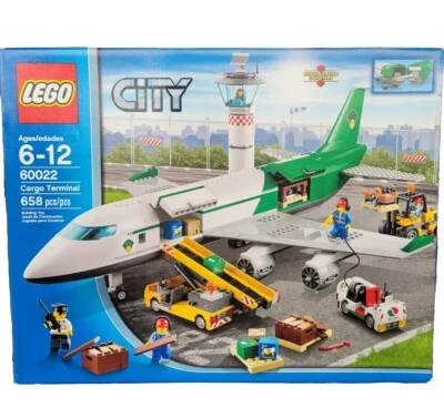 LEGO CITY: Cargo Terminal (60022) *READ DESCRIPTION* - Image 1 of 2