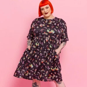 Offizielles Powerpuff Mädchen All Over Print schwarzer Kittel Kleid: S, M, L, XL, XXL - Bild 1 von 4