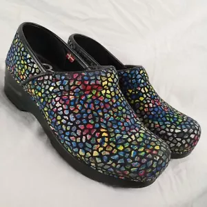 Sanita Women Danish Clogs Nursing Sz 38 7-7.5 Black Rainbow Dots GUC Light Wear - Picture 1 of 7