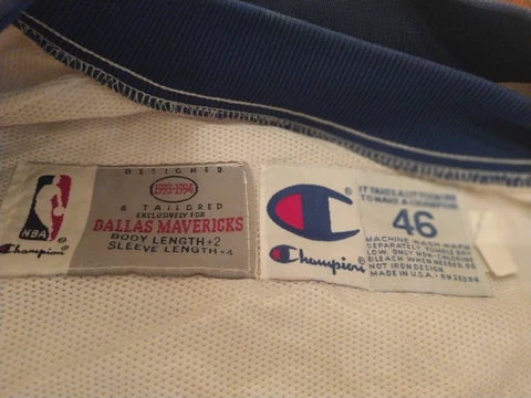 Vintage NBA 1993-1994 Dallas Mavericks Game Worn warm-up Jacket Size 46 Cover