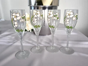 4 bicchieri flauto champagne Perrier Jouet dipinti a mano in Francia - Foto 1 di 5