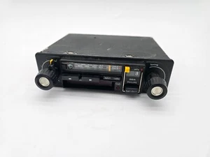 Vintage PHILIPS 864 ( 22 AC 864 ) Car Radio UNTESTED - Picture 1 of 6