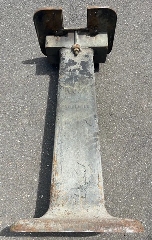 ANTIQUE CAST IRON MACHINERY PEDESTAL GRINDER BASE, EXCELSIOR No. 1 Cover