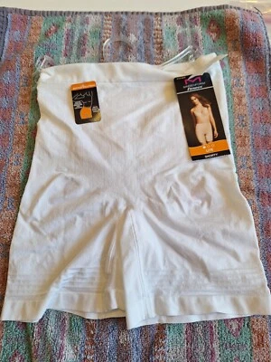 Maidenform Flexees Light LITE Control Shorty Thigh Shaper blanco 83029 M MEDIANO Foto 1 de 4