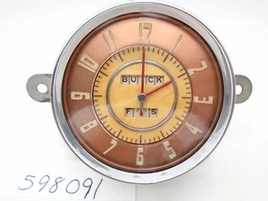 1946 1947 Buick Dash Clock 6 Volt OEM (ding in surround) - Foto 1 di 15