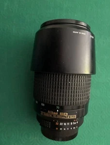 Nikon AF nikkor 70-300mm f4-5.6D ED - Foto 1 di 4