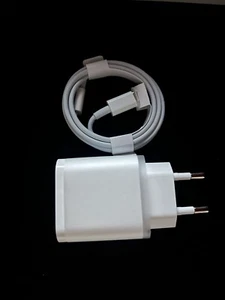 Apple Adaptateur Secteur USB‑C 20 W - Blanc (MHJE3ZM/A) - Photo 1 sur 3
