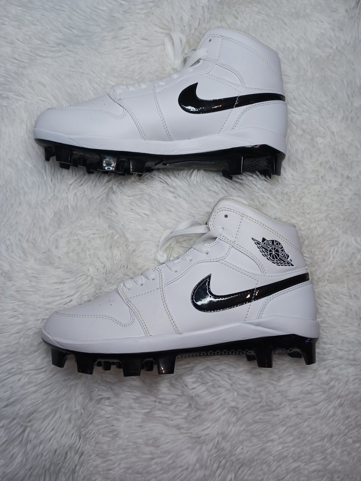 aj1 baseball cleats