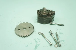1968 Kawasaki W2SS W2 SS Commander W1SS W1 W2TT 650cc 650 OIL PUMP - Picture 1 of 6