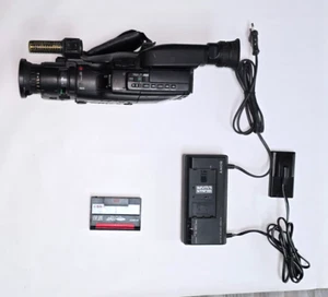 Sony Hi8 Handycam CCD-V600E Camcorder Videokamera – einschaltbar, ungeprüft - Bild 1 von 14