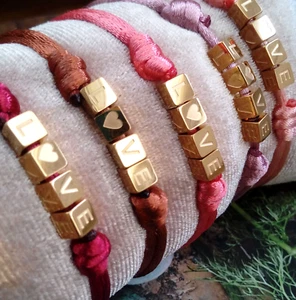 Armband Xoxo Love Edelstahl Buchstaben Schmuck Freundschaft Band rosa grün pink - Bild 1 von 15