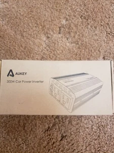 NEU - Aukey Auto Wechselrichter 300W - Bild 1 von 2
