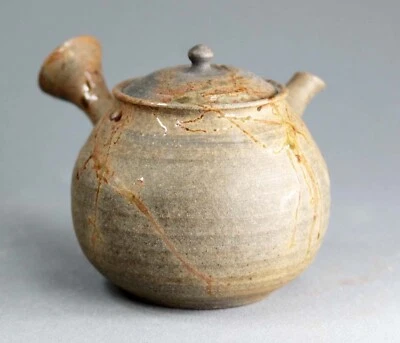 Tokoname Mogake Teapot by Gisui, #gisui 192 : D69*H66mm, 125ml - Image 1 of 4