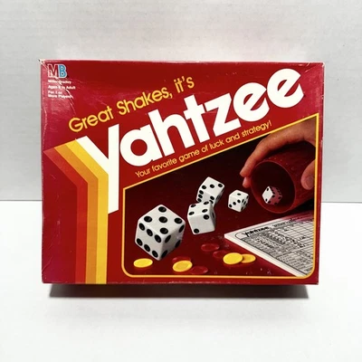 Yahtzee Board Game w/Scorecard, Dice, & Chips Milton Bradley VTG 1982 (Complete) - Image 1 of 4