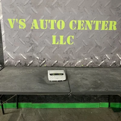 06-11 Lexus GS300 GS350 GS430 Overhead Console Dome Light Sunglass Holder Grey - Image 1 of 4