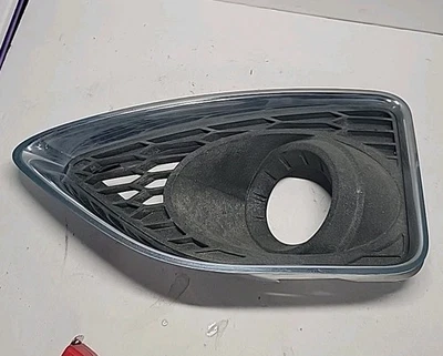 2010-2012 Ford Fusion Fog Light Bezel Cover Chrome Left Driver OEM LH - Image 1 of 4