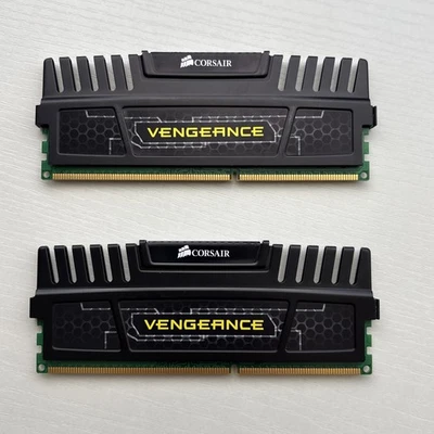 Lot Of 2 Corsair Vengeance DDR3 4GB 1600MHz  (2x2GB) PC Memory RAM - Image 1 of 4
