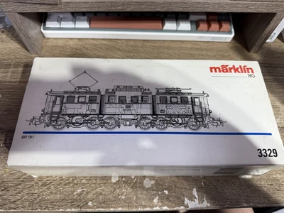 Marklin HO 3329 Electric Locomotive BR191 - New in Box with All Packaging - Image 1 of 3