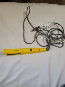 Drybar The Tress Press Titanio Plancha Plancha Suaviza Cabello en Una Pasada - Imagen 1 de 10