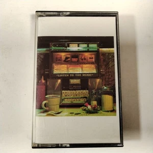 The Doobie Brothers Best Of The Doobies Cassette Tape - Bild 1 von 4