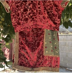Gorgeous Shimmer Georgette Saree With Stitched Blouse - Picture 1 of 5