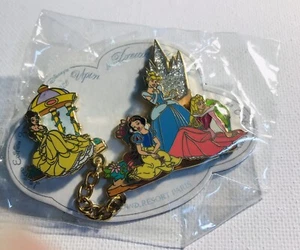 Spilla Disney DLRP Once Upon Dream Parade serie Belle Biancaneve Cenerentola Aurora - Foto 1 di 2