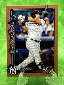 Jasson Dominguez /2025 Gold - 2025 Topps Series 2 #590 New York Yankees - Picture 1 of 11