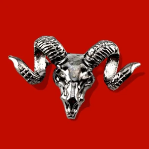 GUNMETAL RAM SKULL BROOCH sheep Western metal pin mountain goat devil J3 - Picture 1 of 4