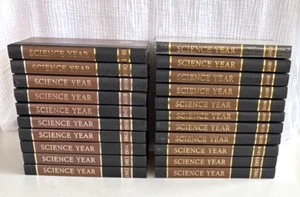 Science Year: The World Book Science Annual  Sold Individually 1982-2002 - Bild 1 von 7
