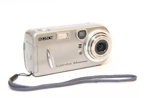 SONY CyberShot Smart Zoom DSC-P92 Digital Still Camera 5.0MP MPEG Movie VX Japan - Picture 1 of 10
